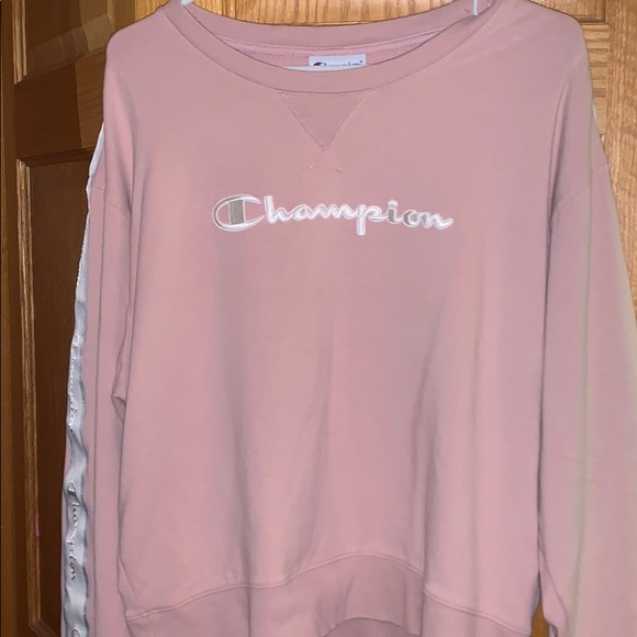 Champion Tops - Champion Sweatshirt